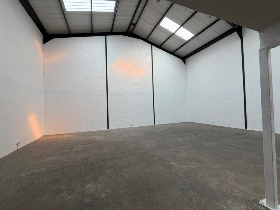 To Let Commercial Property for Rent in Maitland Western Cape